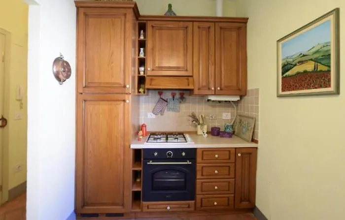 Appartamento Di Lusso In Borgo Storico Toscano